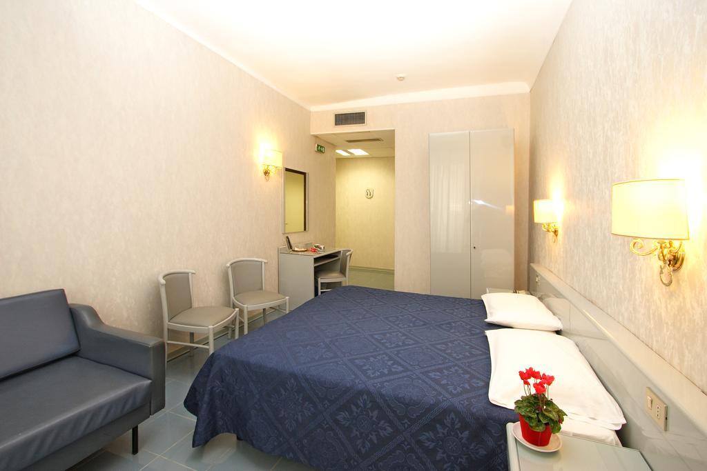 Roma 3* Triest